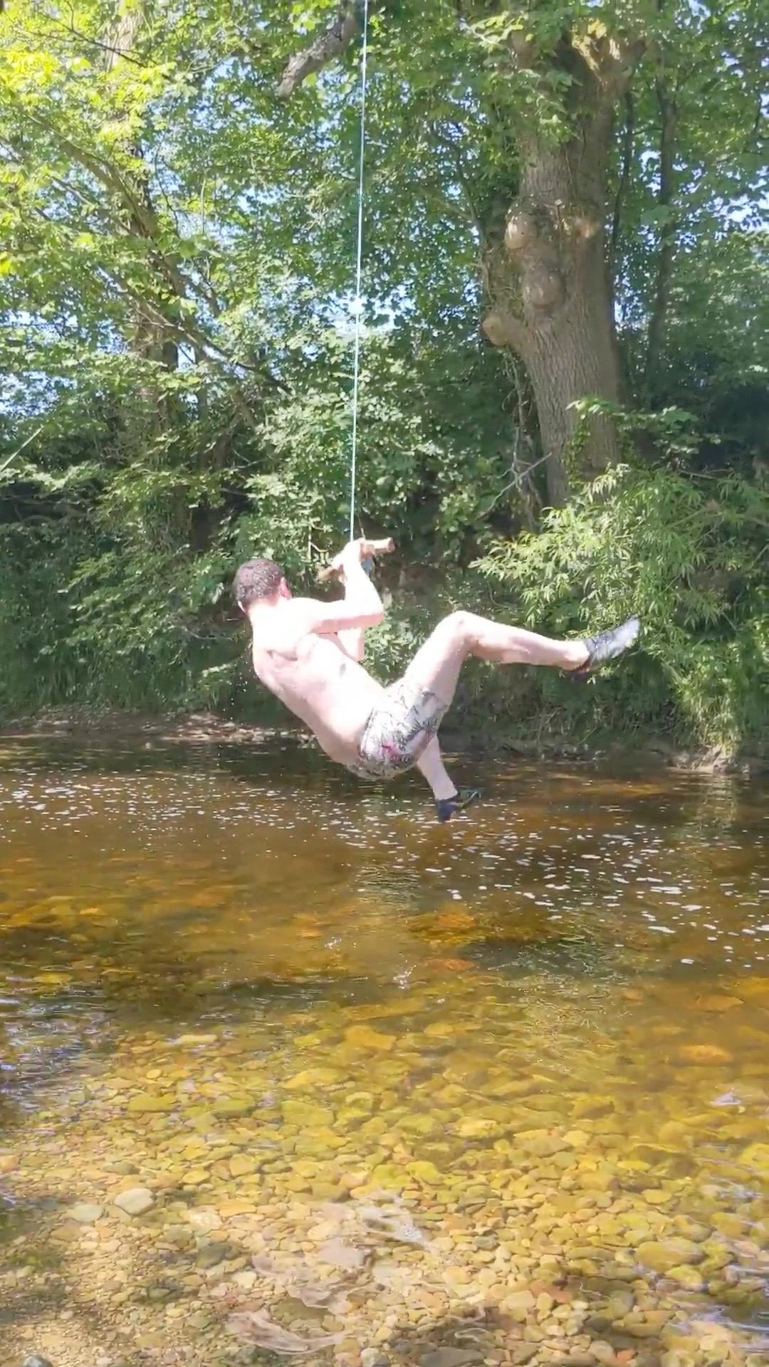 Burton in Lonsdale picnic and River Greta
